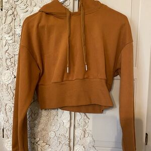 HALARA crop hoodie MED NWOT